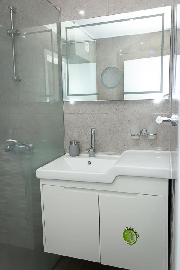 Apartment Lilia Kavarna Luaran gambar