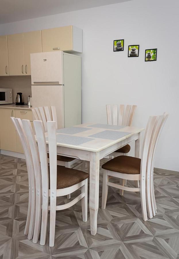 Apartment Lilia Kavarna Luaran gambar